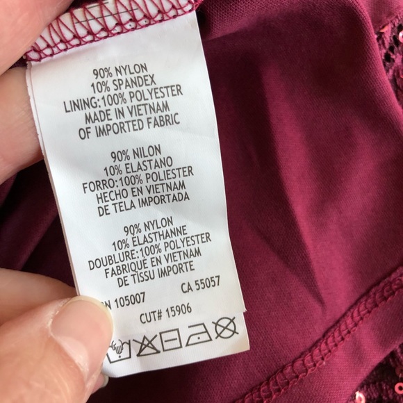 La Femme Column Dress Gown Sequin Burgundy NWOT 4 - Picture 10 of 10